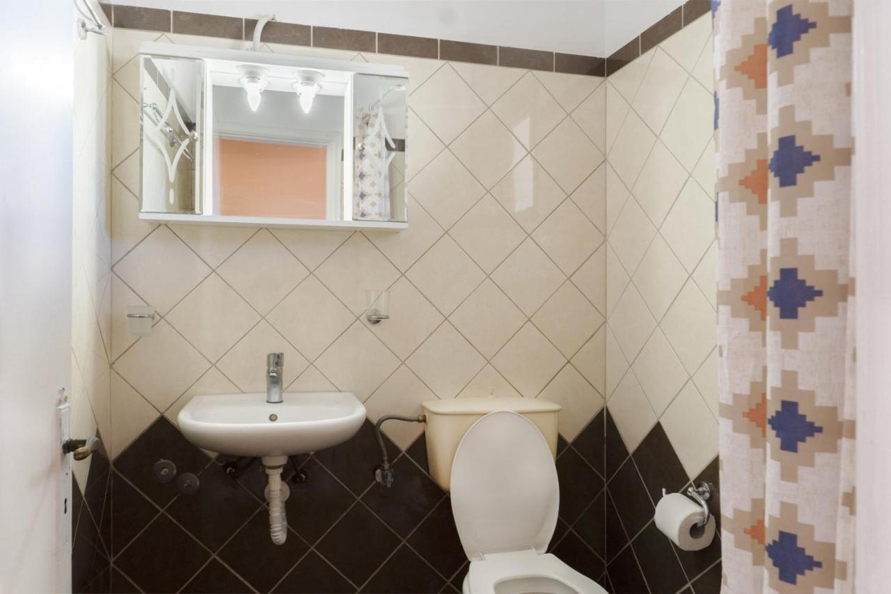 Apartment Dora Pagoi 1